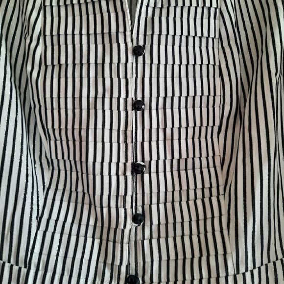 Jones New York Signature Belted Button Up Blouse - Picture 5 of 6
